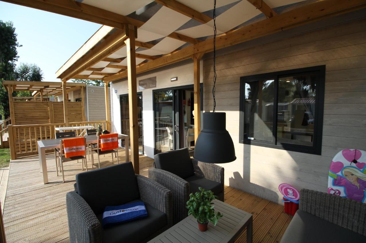 Casa Mobile Gustocamp A Caorle Hotel Exterior photo