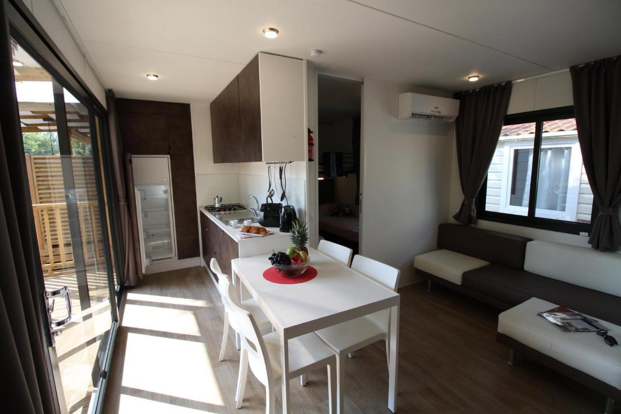 Casa Mobile Gustocamp A Caorle Hotel Exterior photo